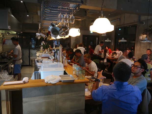 松っさん 店内