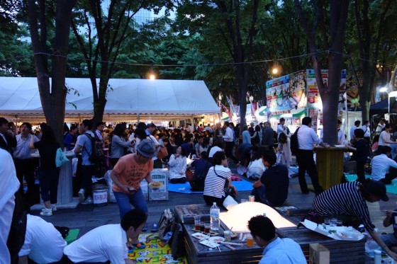 けやきひろば 春のビール祭り