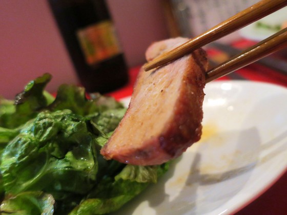 分厚いお肉はジューシー