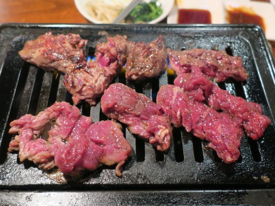 ハラミを焼きます
