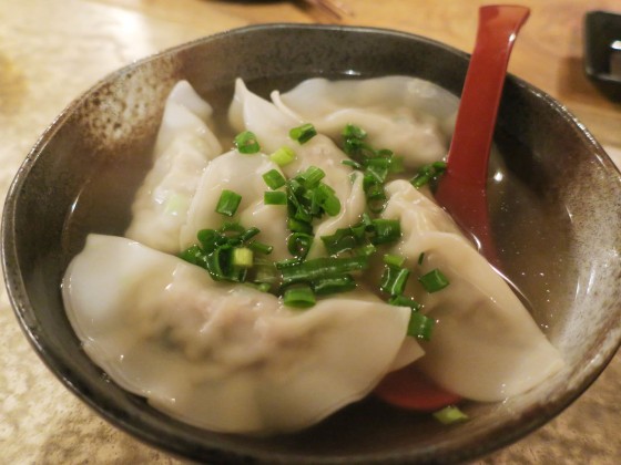 県産豚水餃子(500円)
