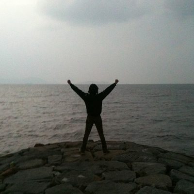 あいにくの曇り空ですが、瀬戸内海のパワーをいただいてきました! あいにくの曇り空ですが、瀬戸内海のパワーをいただいてきました!