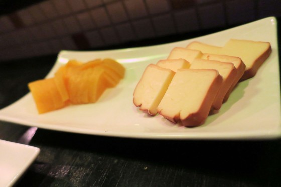 チーズと…