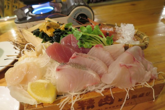 箱盛り鮮魚刺し