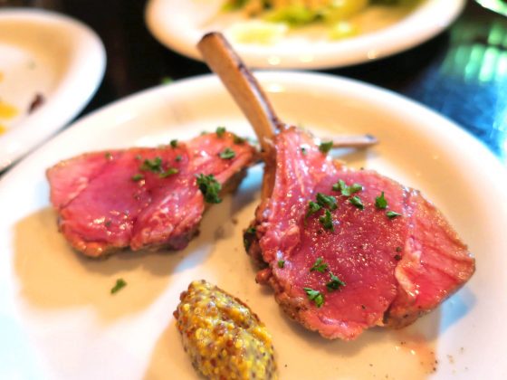 ラム肉のグリル(880円)