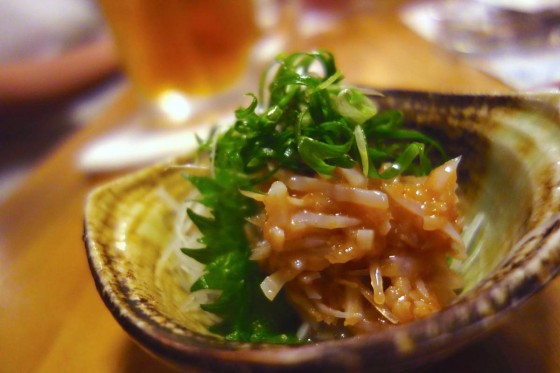 サメ軟骨 梅和え(380円)