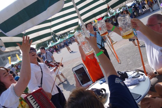 演奏で乾杯!