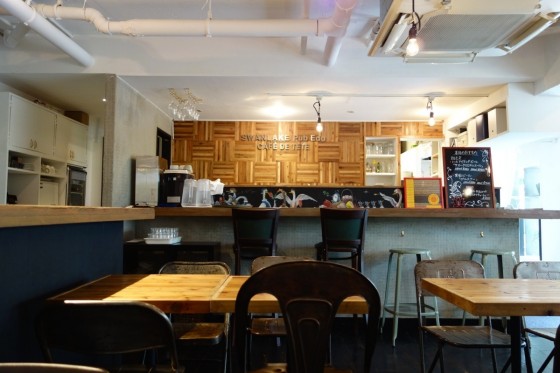 カフェドテテ 店内