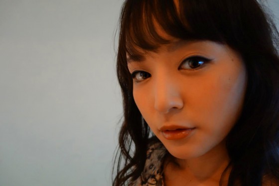 美人との距離感