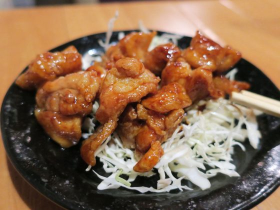 チキンの黒酢炒め(300円)