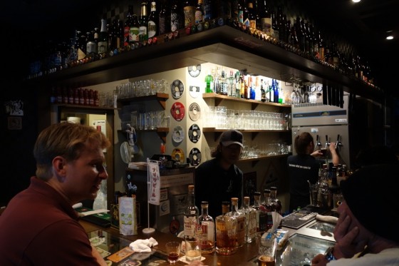 中野 ハングオーバー 店内