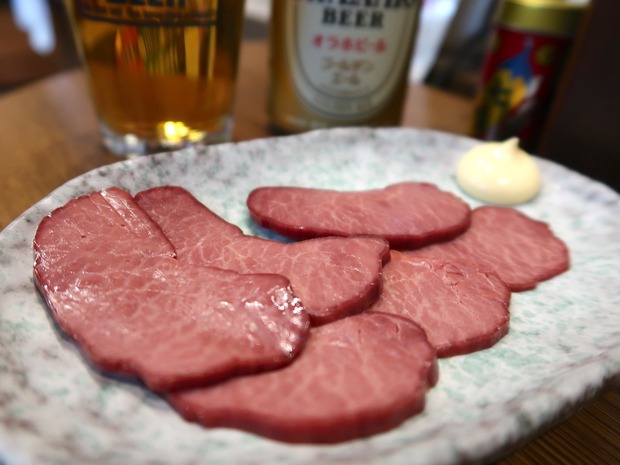 馬刺しの燻製(350円)