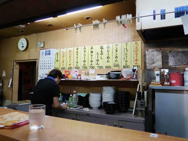 函館 ひらき家 店内