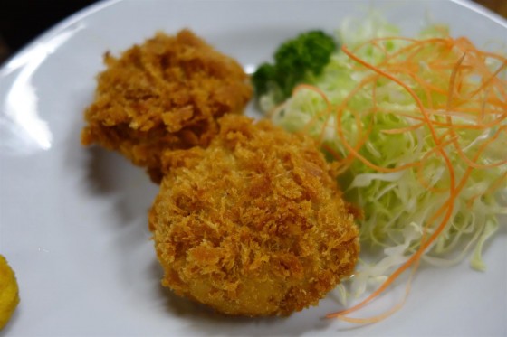 餃子メンチカツ(470円)