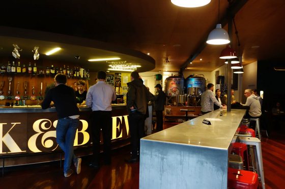 Fork&Brewer 店内