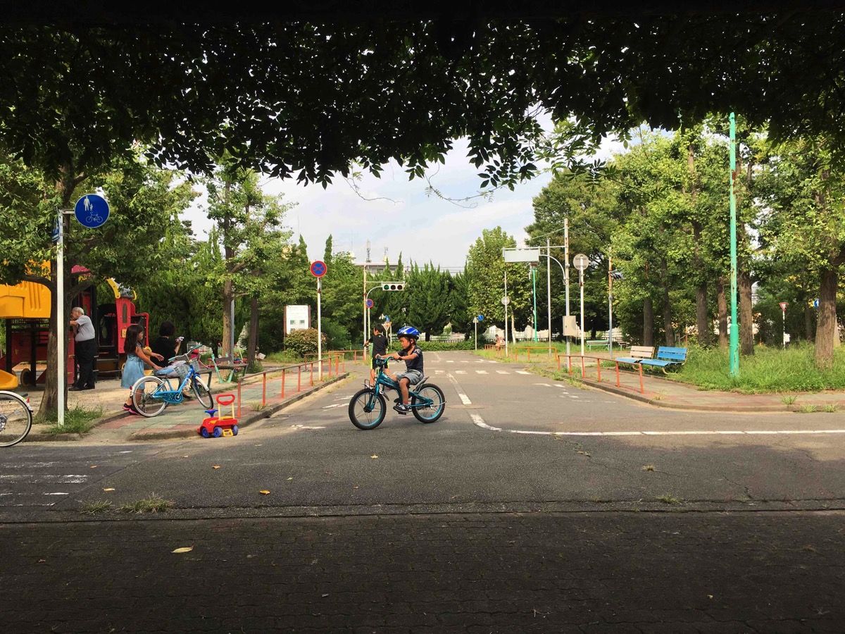 自転車遊び