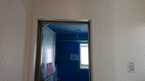 洗面所の壁紙