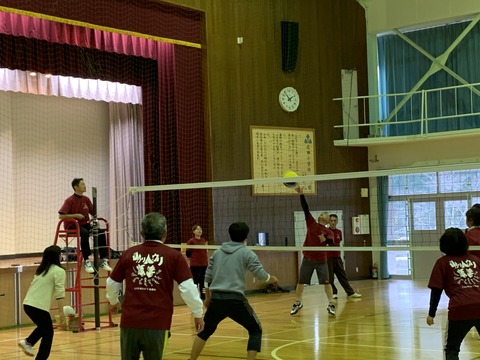 D3627F2E-9B8A-44F0-ADB9-A84932BA0019