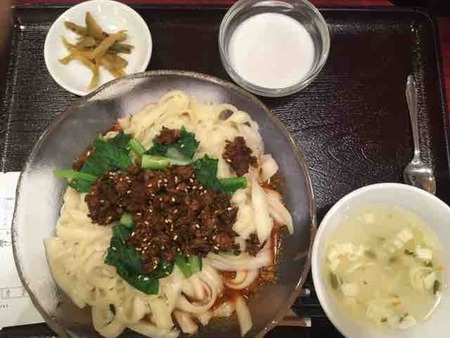 刀削麺