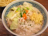 トナリ3