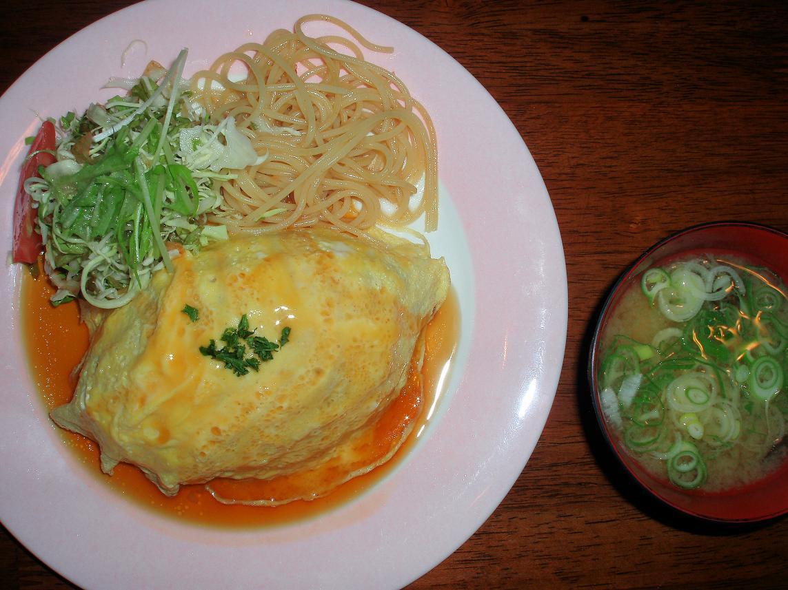 オムライス(醤油ソース)