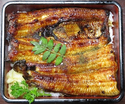 鰻重(三頭山荘)3500
