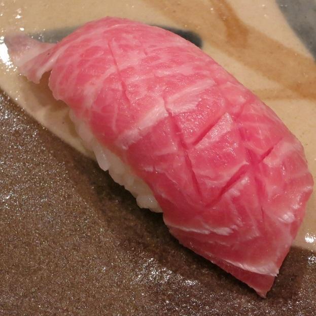 中トロ