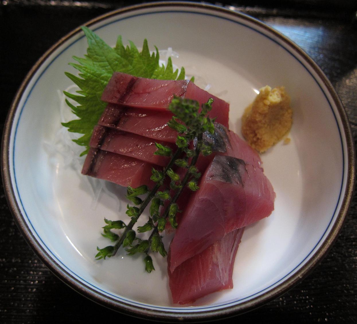 鰹刺身