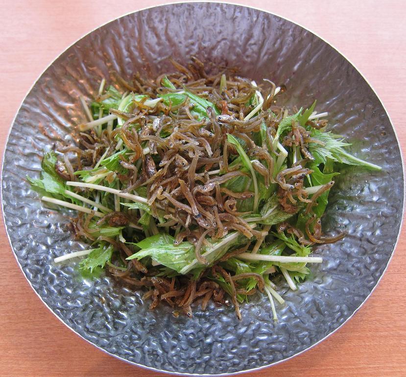 水菜とじゃこのシャキシャキサラダ