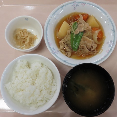肉じゃが定食620