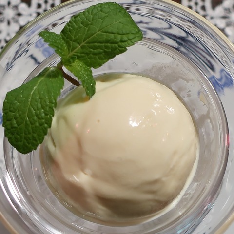 ヴァニラアイスクリーム(モンカーヴ)831