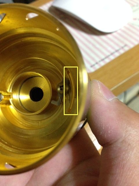 14ステラ 4000XGスプール音出しピン 突起部分