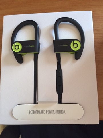 6:18 Powerbeats3 Wireless 13