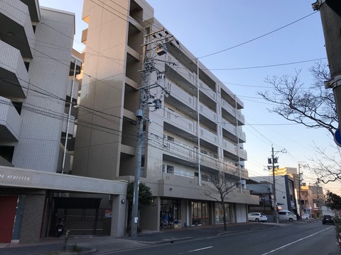①
