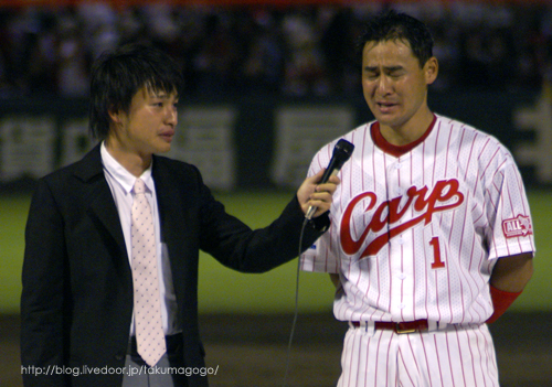 前田智徳2000本安打達成記念DVD 『 限 界 の 向 こ う で 前田智徳2000本安打達成記念DVD 『 限 界 の 向 こ う で