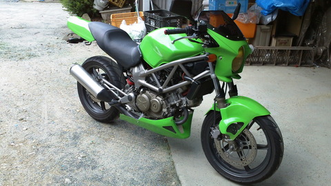 VTR250（バイクの） 自家塗装（オールペン、全塗装） 方法 その後