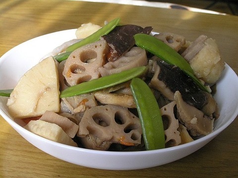 1024px-がめ煮(筑前煮)P1010424