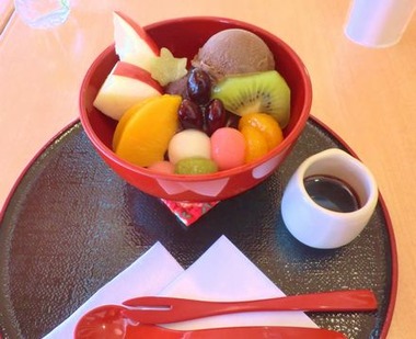 kinone5