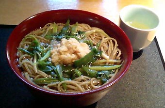 081016にこら