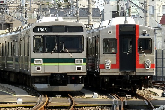 7842