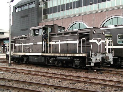 140175a