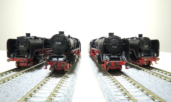 5651