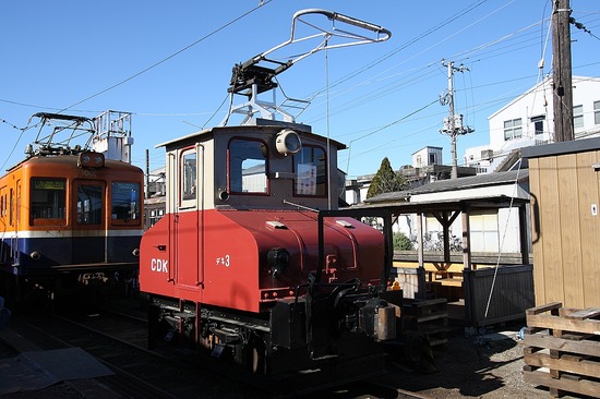5822