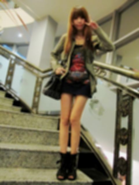 彩虹モザ1