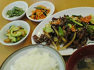 アシア プルコギ定食 850円