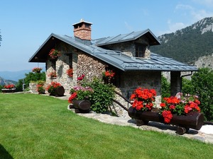holiday-house-177401_640