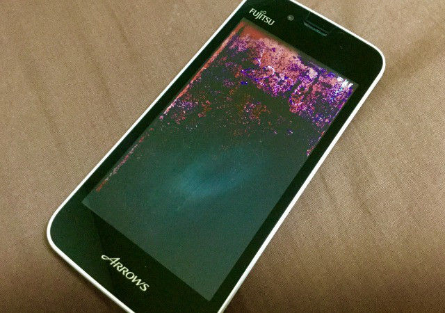スマホ 液晶漏れ 末期