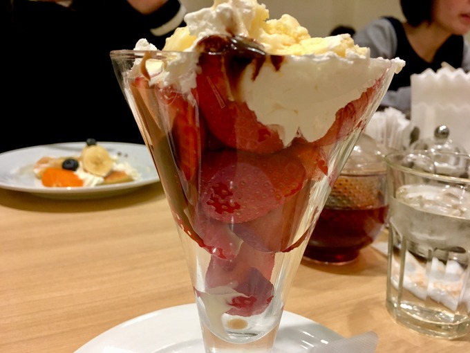 果実園リーベル あまおうパフェ いちごパフェ