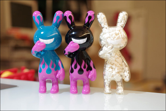 BLACKRABBiT ブラックラビット 花柄 紫 BLACK RABBiT - スタジオソータ公式 | アートフィギュアの製造・販売