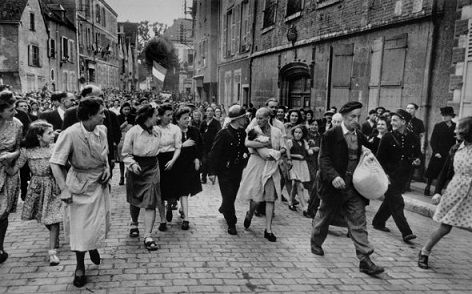 1944